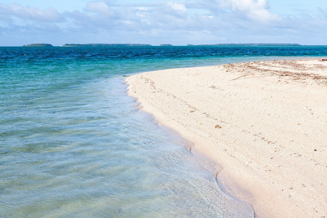 Der Sandstrand der Marshallinseln