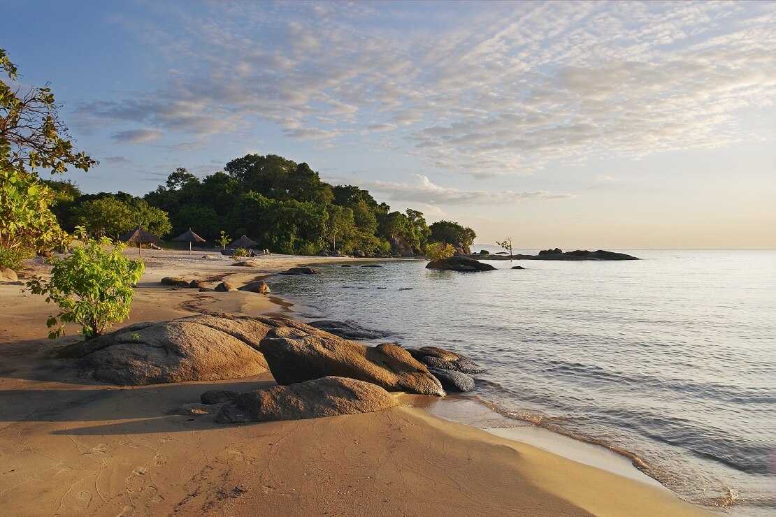 Der Strand des Malawisees