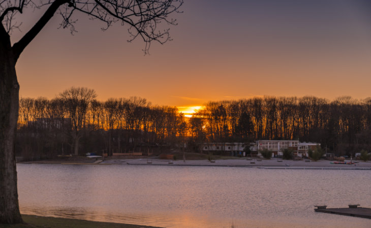 Sonnenuntergang über dem Fühlinger See